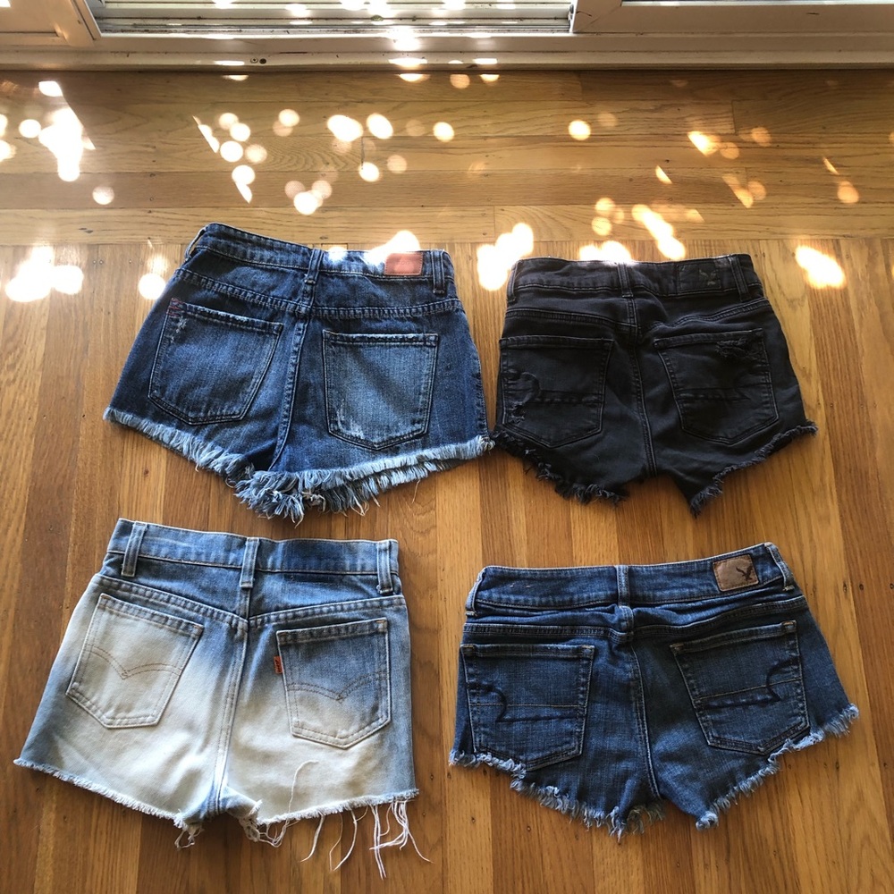 4 Shorts Size 00